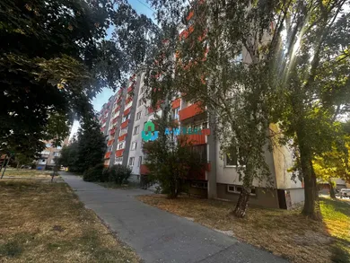Na prenájom 1-izbový byt, 40 m², Dunajská Streda