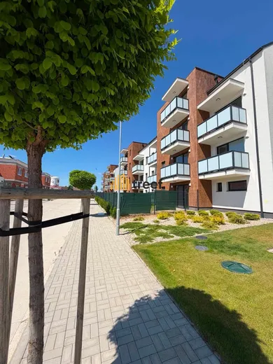 Mieszkania na sprzedaż, 3-pokojowe, Dvorníky · €132 500
