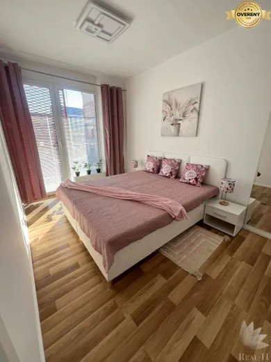Na predaj 2-izbový byt, 46 m², Bratislava-Ružinov, Teslova