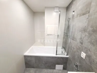 Na predaj 3-izbový byt, 68 m², Košice-Sever