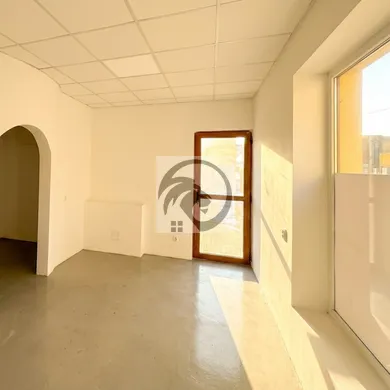 Na prenájom objekt, 24 m², Levice, Mlynská ul.
