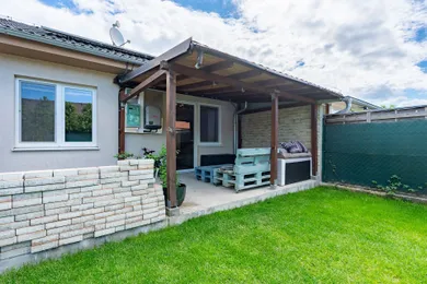 Na predaj dom v Láb · €205 000 · Novostavba