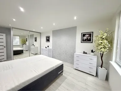 Na prenájom 2-izbový byt, 65 m², Nové Zámky