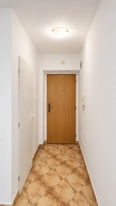 Na predaj 3-izbový byt, 63 m², Humenné, Kukorelliho