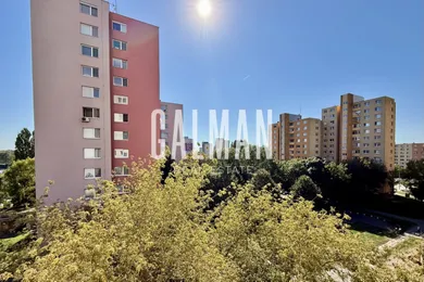 Na predaj 3-izbový byt, 74 m², Bratislava-Petržalka, Mamateyova
