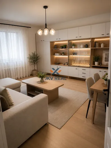 Mieszkania na sprzedaż, 4-pokojowe, Komárno · €116 000