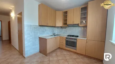 Na predaj 4-izbový byt, 79 m², Trenčín, Mateja Bela