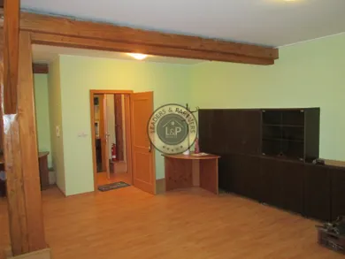 Na prenájom komerčné v Senec · €450 · Dokončené