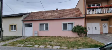 Domy na predaj 3-izbový, Stupava · €284 900