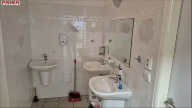 Na prenájom komerčné, 100 m², Žilina, Kysucká