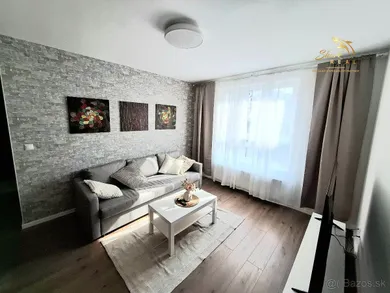 Byty na prenájom 2-izbový, Bratislava-Dúbravka · €900