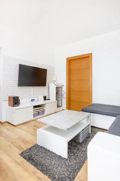 Byty na predaj 2-izbový, Vrbové · €126 000