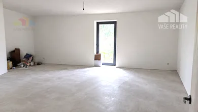 Na predaj 6-izbový dom, 240 m², Ratnovce