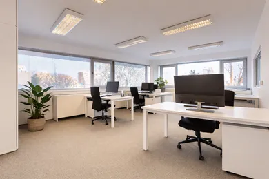 Lokale komercyjne na wynajem, Bratislava-Ružinov · €680