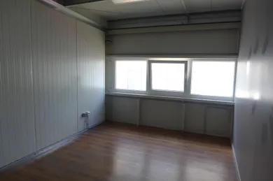 Na prenájom komerčné, 160 m², Bratislava-Nové Mesto, Stará Vajnorská