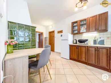 Na predaj 7-izbový dom, 380 m², Bojnice, Školská