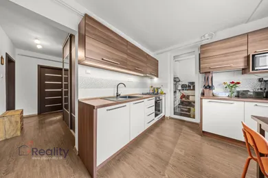 Mieszkania na sprzedaż, 3-pokojowe, Šamorín · €195 000