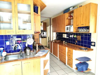 Mieszkania na wynajem, 3-pokojowe, Levice · €650