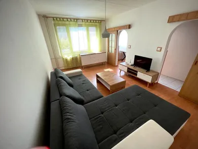 Na prenájom 2-izbový byt, 58 m², Zvolen, Imatra