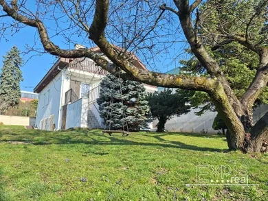 Na predaj dom v Bratislava-Nové Mesto · €1 · Čiastočná rekonštrukcia