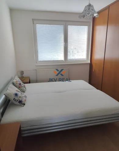 Na prenájom 3-izbový byt, 75 m², Poprad, Jesenná