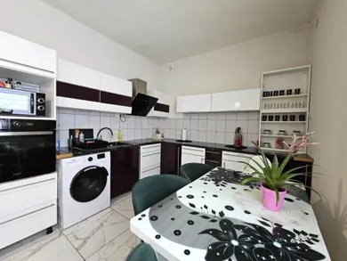 Na predaj 3-izbový dom, 99 m², Jánossomorja