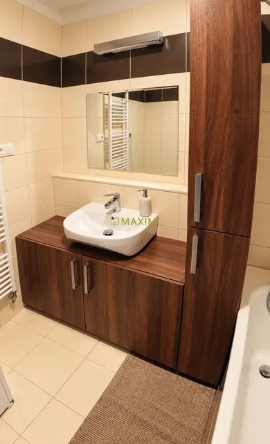 Na predaj 2-izbový byt, 49 m², Trnava, Botanická