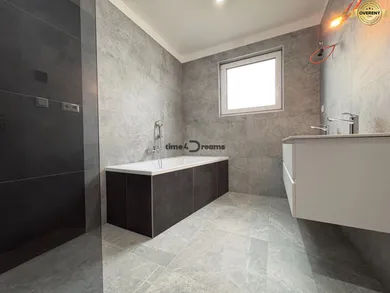 Na predaj dom v Levice · €330 000 · Novostavba