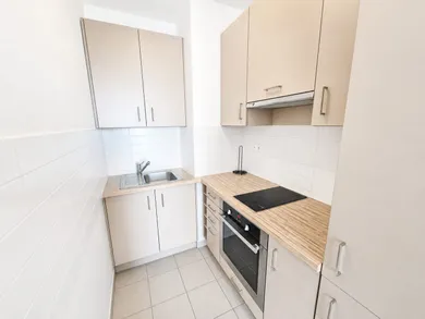 Na prenájom 1-izbový byt, 28 m², Bratislava-Záhorská Bystrica