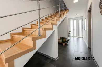 Na predaj 4-izbový dom, 180 m², Špačince, Jozefa Strečanského