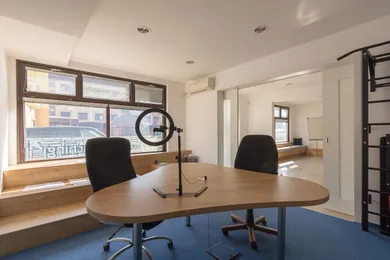 Na predaj komerčné, 100 m², Bratislava-Ružinov, Mierová