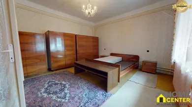 Na predaj 4-izbový dom, 238 m², Komárno