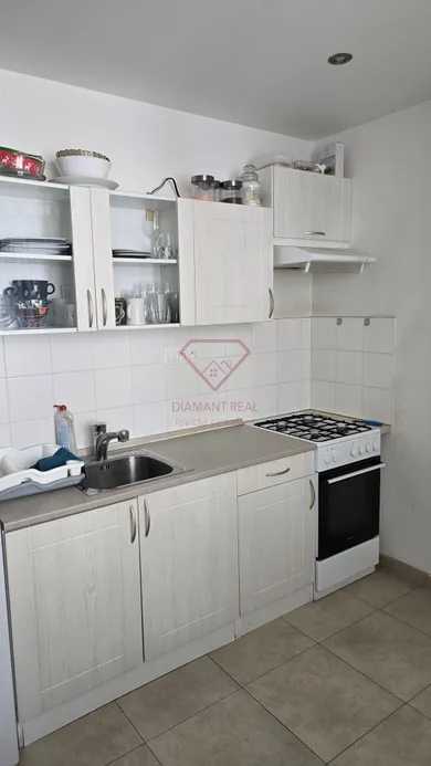 Na predaj 2-izbový byt, 54 m², Galanta, Česká