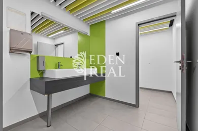 Na prenájom komerčné, 692 m², Bratislava-Ružinov, Plynárenská