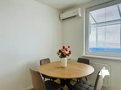 Na prenájom 2-izbový byt, 64 m², Nitra, Čajkovského
