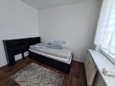 Na predaj 3-izbový byt, 75 m², Šaľa, Hollého