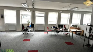Na prenájom komerčné, 100 m², Bratislava-Ružinov, Trnavská cesta