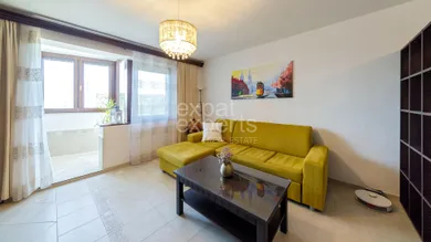 Byty na prenájom 3-izbový, Bratislava-Karlova Ves · €800