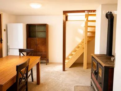 Na predaj rekreačný dom, 52 m², Vydrná, .