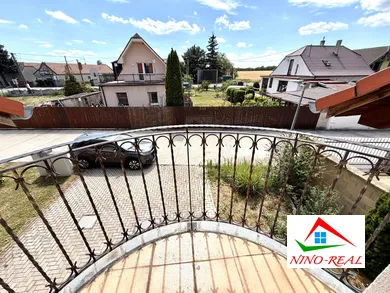 Na predaj 4-izbový dom, 120 m², Rovinka, Riečna