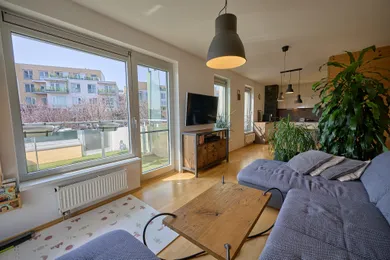 Na predaj 2-izbový byt, 66 m², Bratislava-Nové Mesto, Tupého