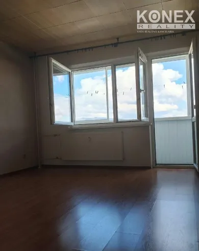 Na predaj 3-izbový byt, 73 m², Sečovce, Obchodná