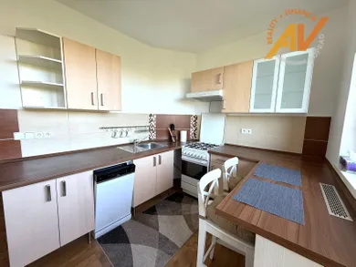 Na prenájom 1-izbový byt, 41 m², Poprad, Tomášikova