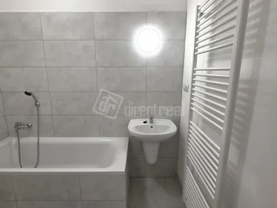 Na predaj 3-izbový byt, 64 m², Dlhá nad Váhom