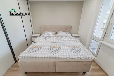 Na prenájom 2-izbový byt, 62 m², Prievidza, A. Stodolu
