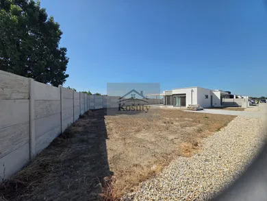 Na predaj 4-izbový dom, 177 m², Košúty