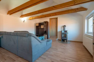 Na predaj 2-izbový byt, 78 m², Bratislava-Vajnory, Roľnícka