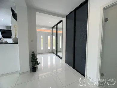 Na predaj 4-izbový dom, 144 m², Galanta