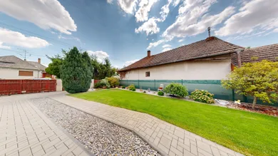 Na predaj 5-izbový dom, 135 m², Vozokany