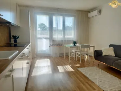 Mieszkania na wynajem, 2-pokojowe, Bratislava-Karlova Ves · €610